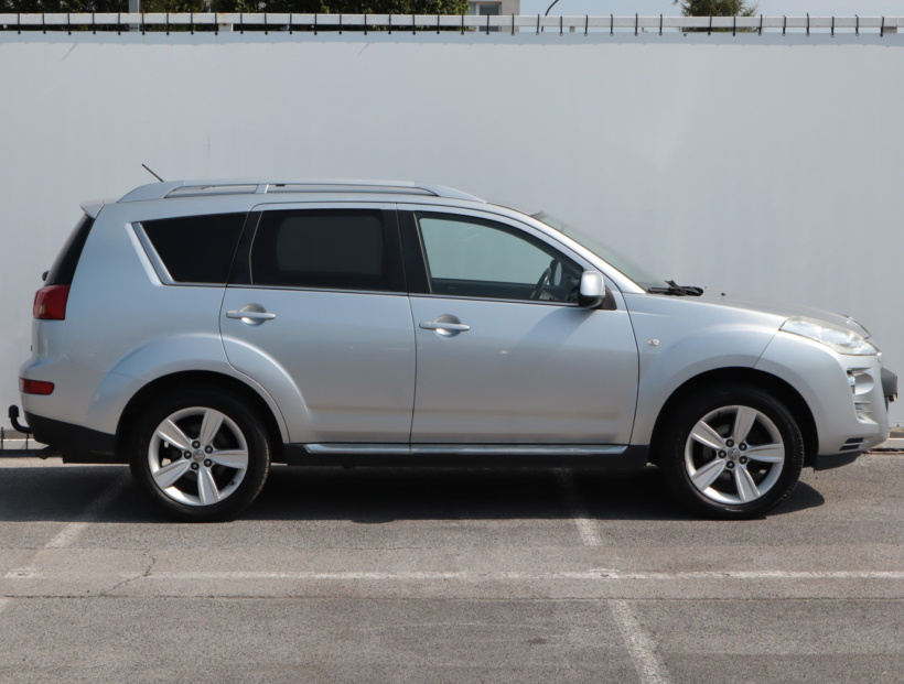 Peugeot 4007, 2008