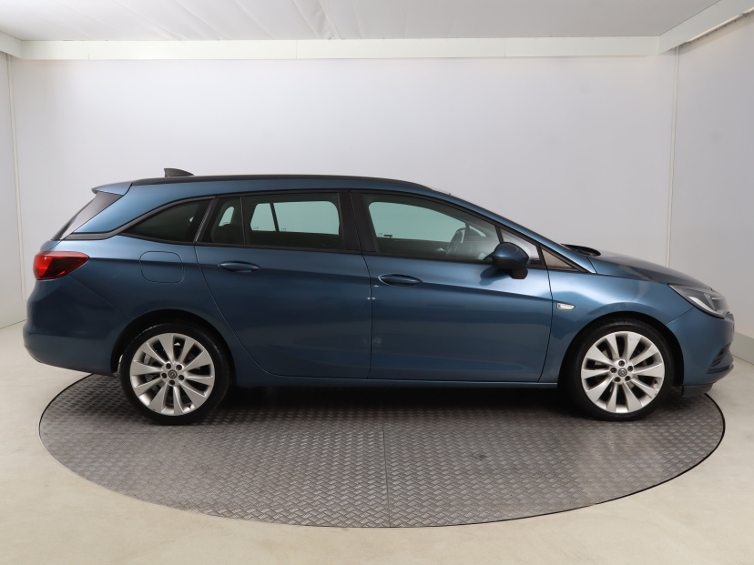 Opel Astra, 2016