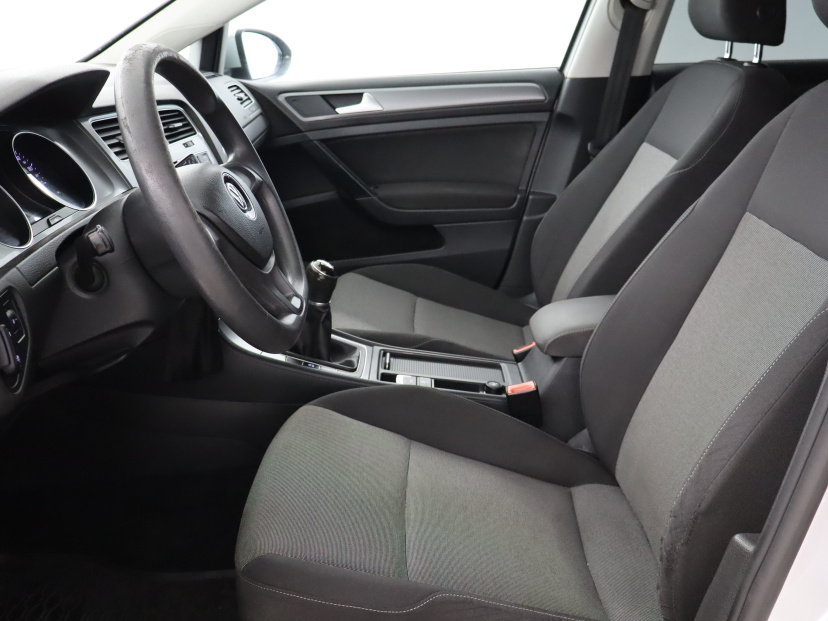 Volkswagen Golf, 2016