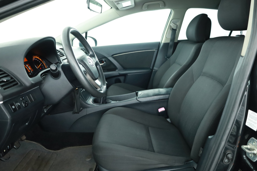 Toyota Avensis, 2009