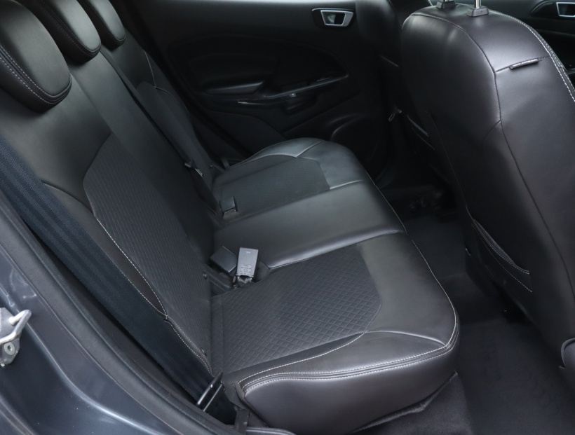 Ford Ecosport, 2015