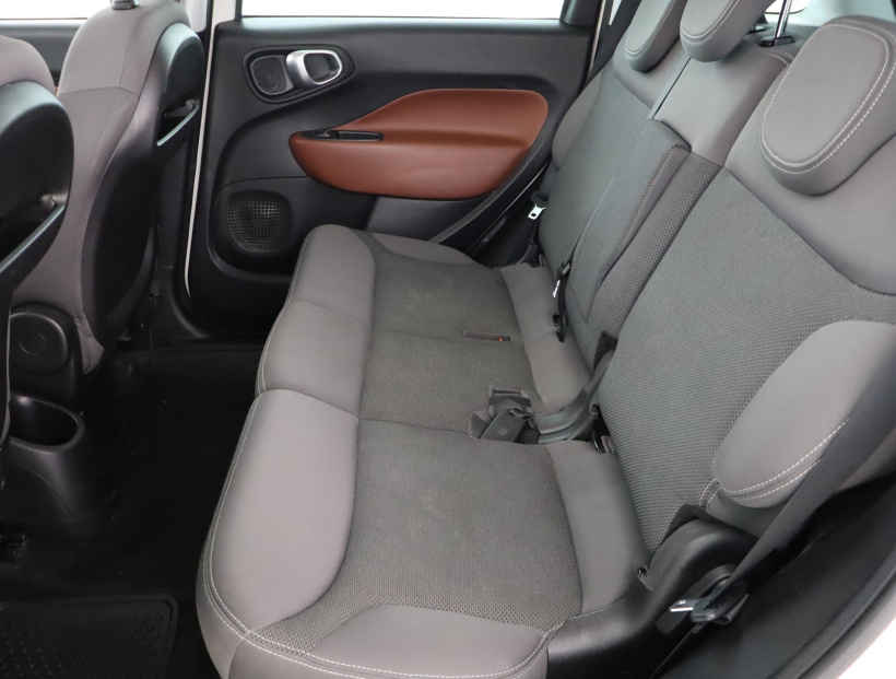 Fiat 500L, 2015