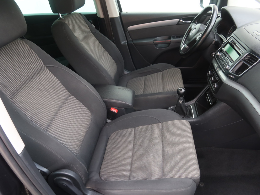 Volkswagen Sharan, 2011