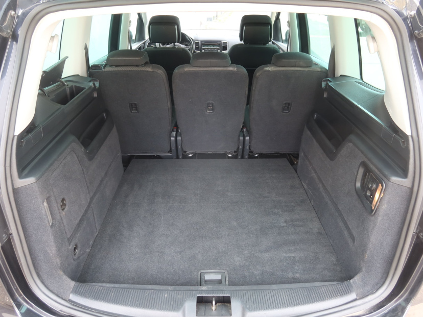 Volkswagen Sharan, 2011