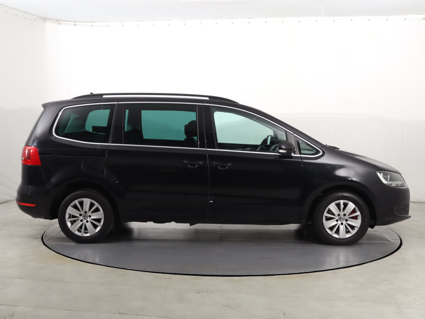 Volkswagen Sharan, 2011