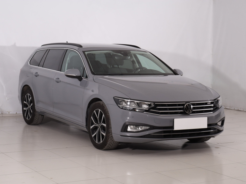 Volkswagen Passat, 2023