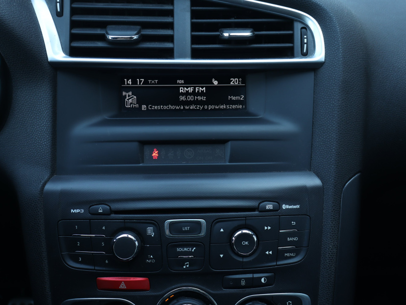 Citroen DS4, 2013