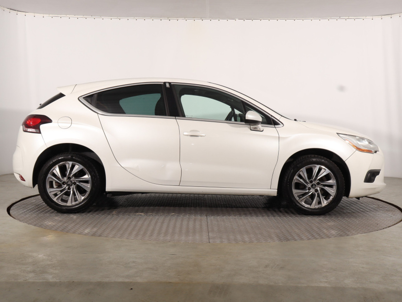Citroen DS4, 2013
