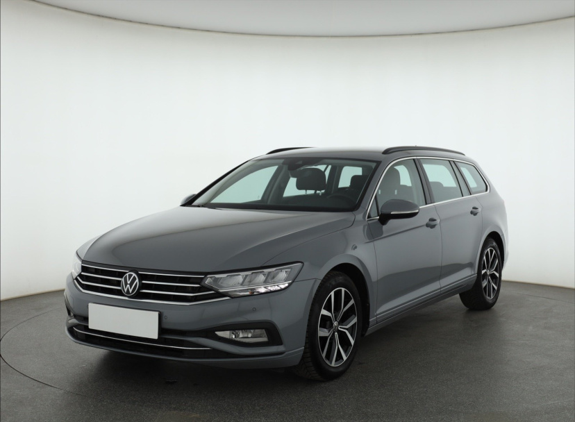 Volkswagen Passat, 2023
