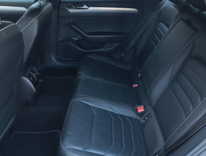 Volkswagen Arteon, 2019