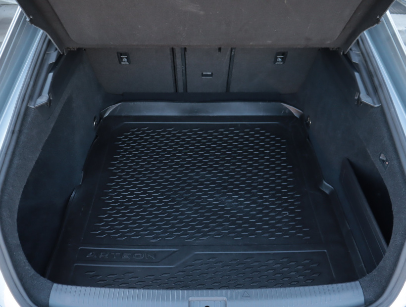 Volkswagen Arteon, 2019