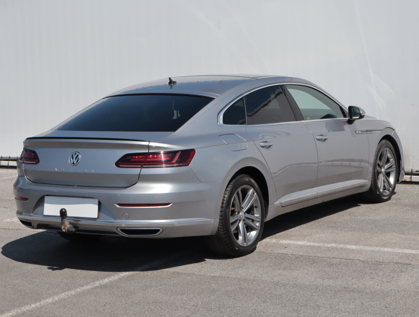 Volkswagen Arteon, 2019