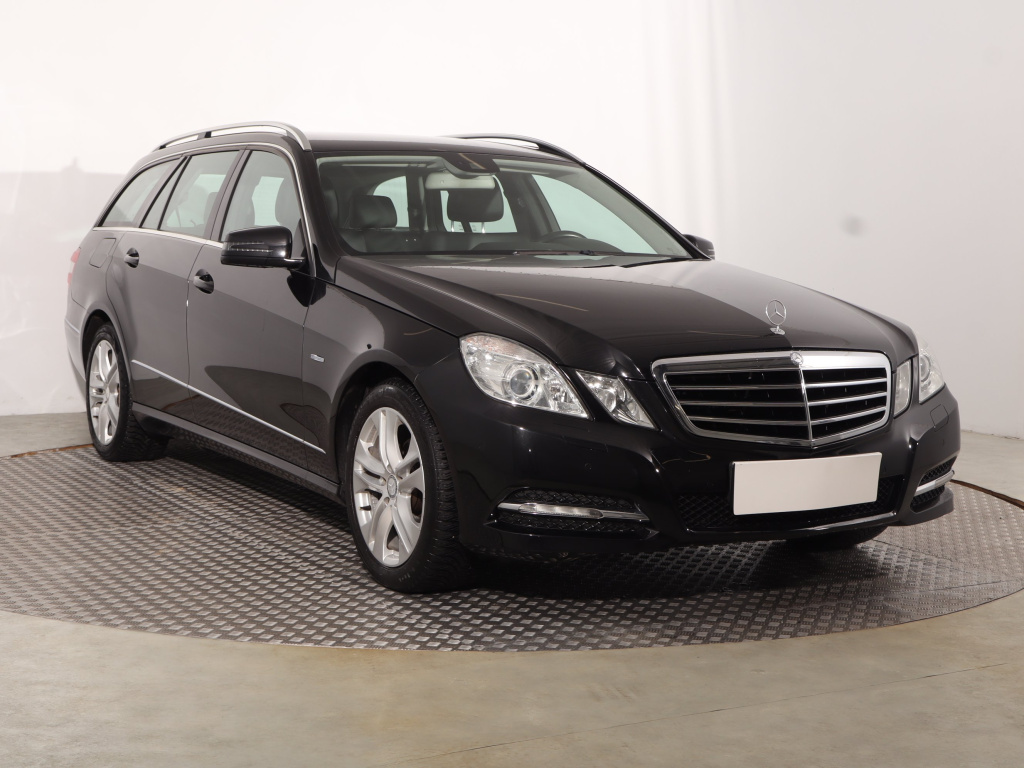 Mercedes-Benz E