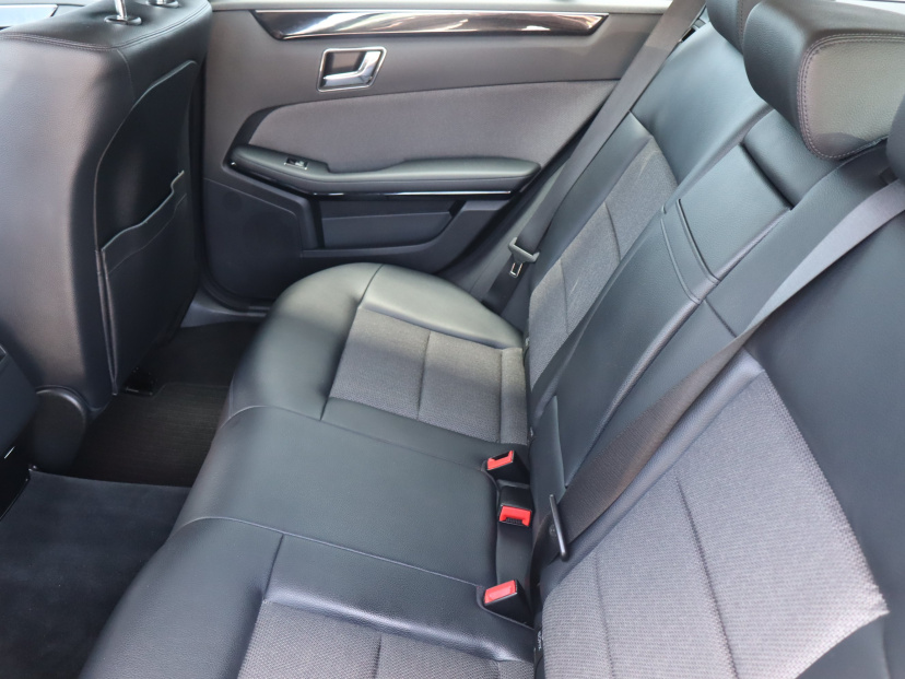 Mercedes-Benz E, 2010