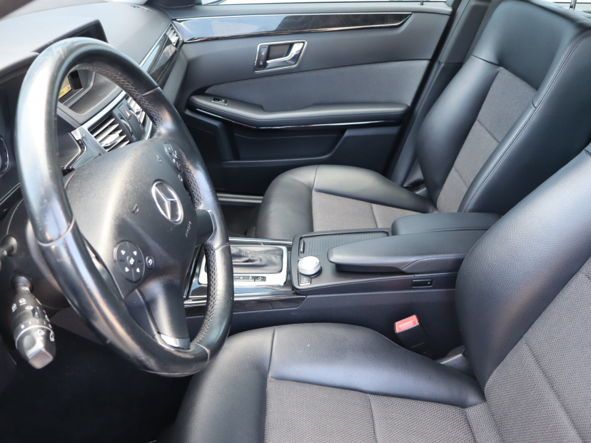 Mercedes-Benz E, 2010