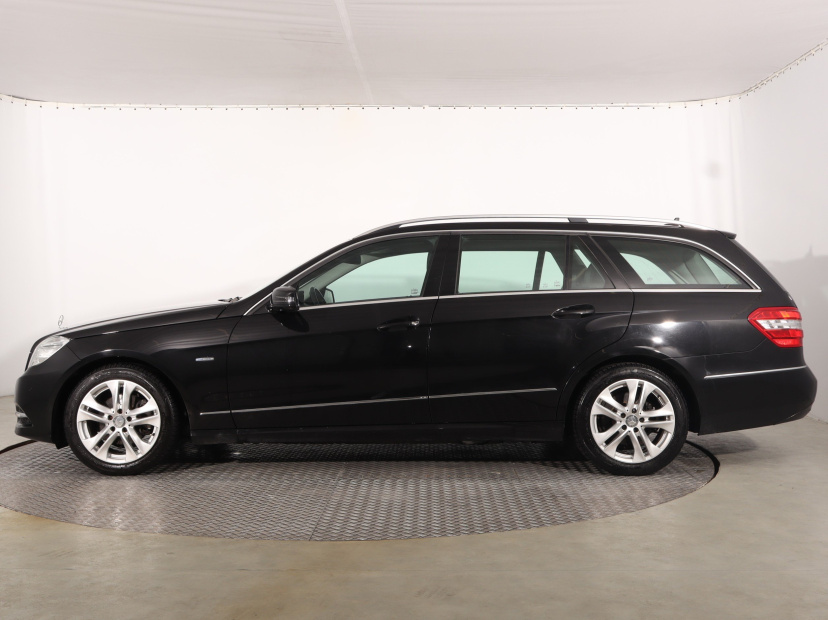 Mercedes-Benz E, 2010