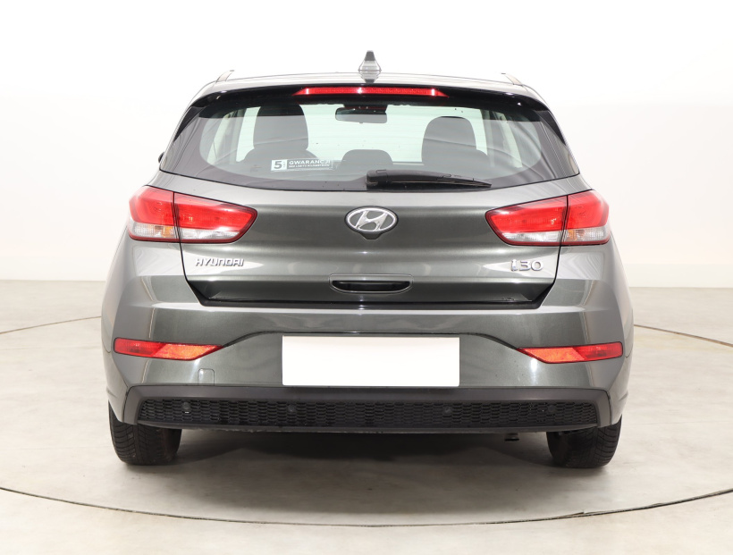 Hyundai i30, 2021