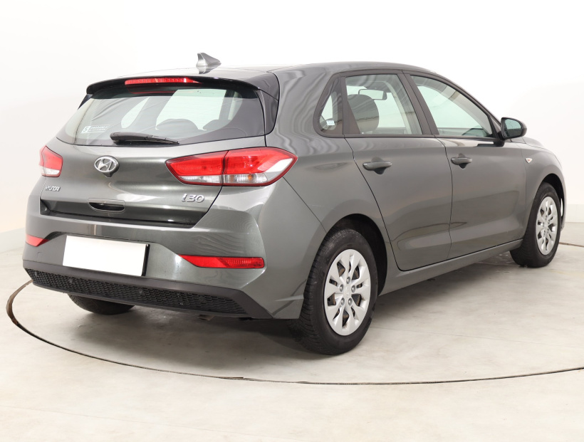Hyundai i30, 2021