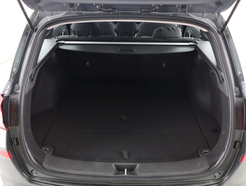 Hyundai i30, 2022
