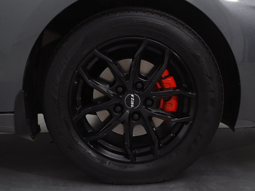 Hyundai Elantra, 2019