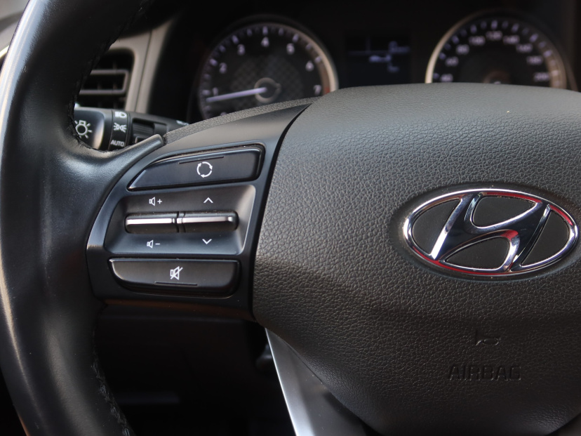 Hyundai Elantra, 2019