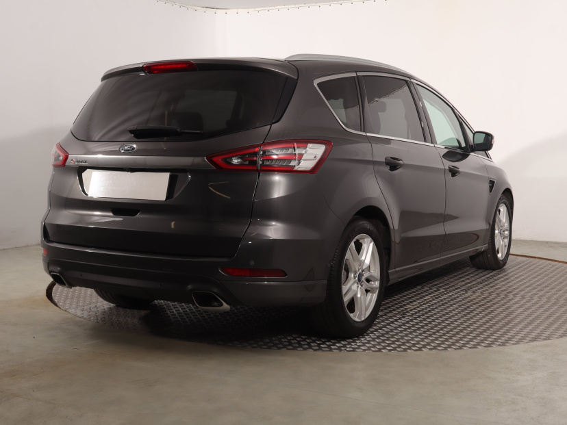 Ford S-Max, 2017