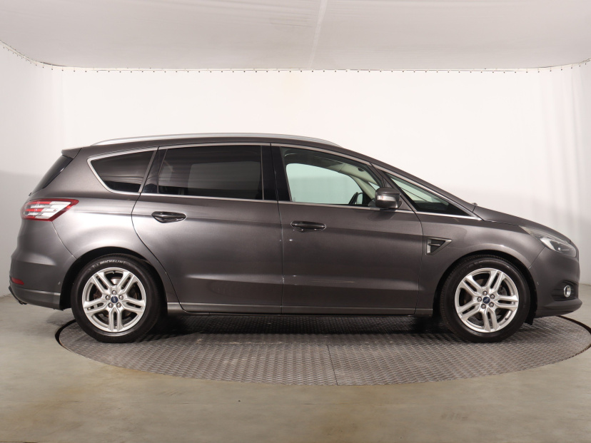 Ford S-Max, 2017