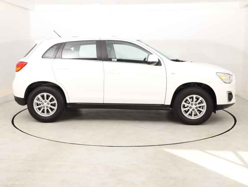 Mitsubishi ASX, 2017