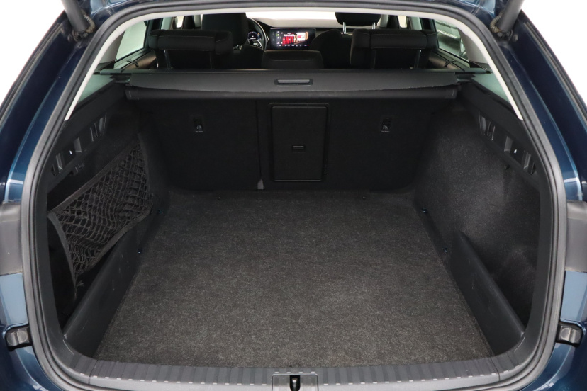 Škoda Octavia Scout, 2021