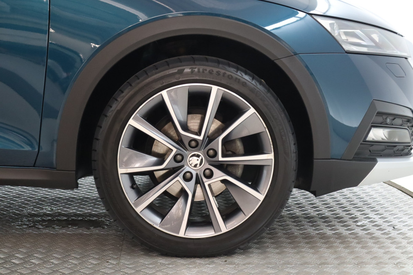 Škoda Octavia Scout, 2021