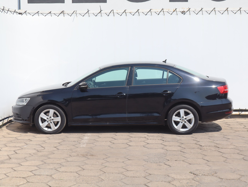 Volkswagen Jetta, 2015