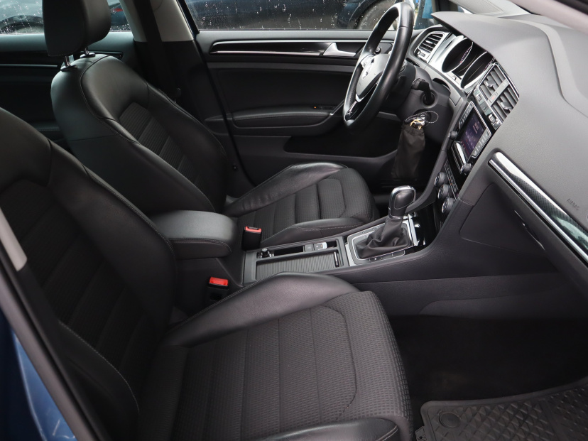 Volkswagen Golf, 2014