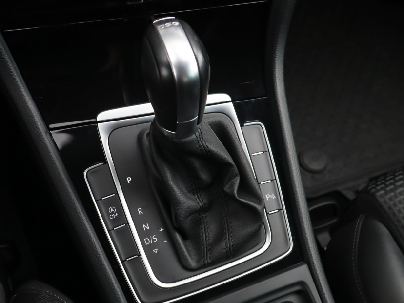 Volkswagen Golf, 2014
