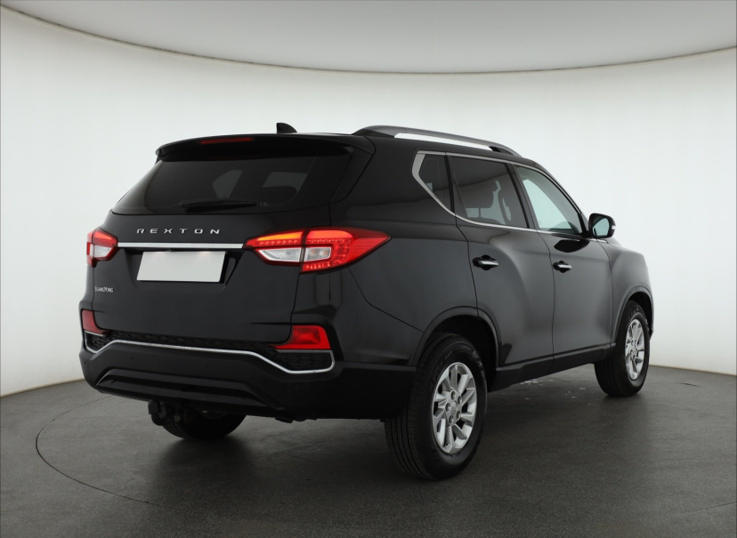 SsangYong Rexton, 2018