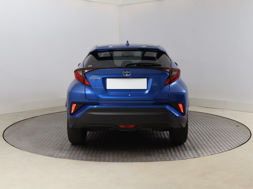 Toyota C-HR, 2020