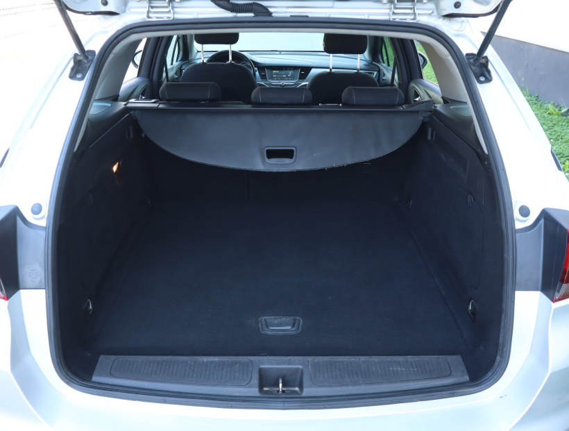 Opel Astra, 2017