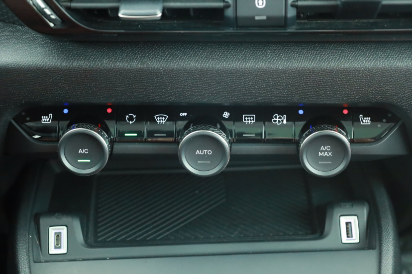 Citroen C4 X, 2023