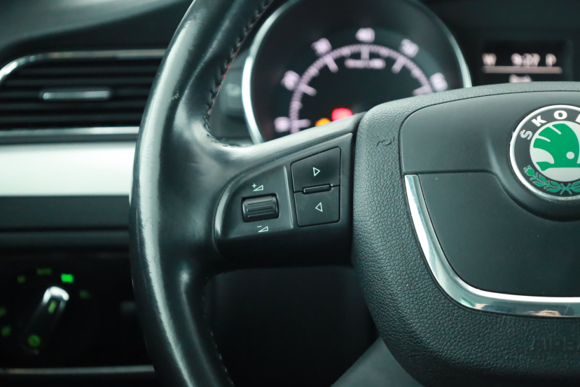 Škoda Superb, 2013