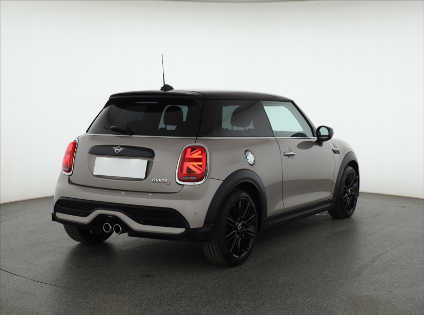 MINI 3-door, 2022