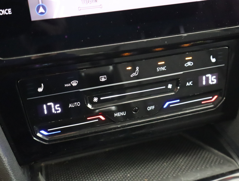 Volkswagen Passat, 2022