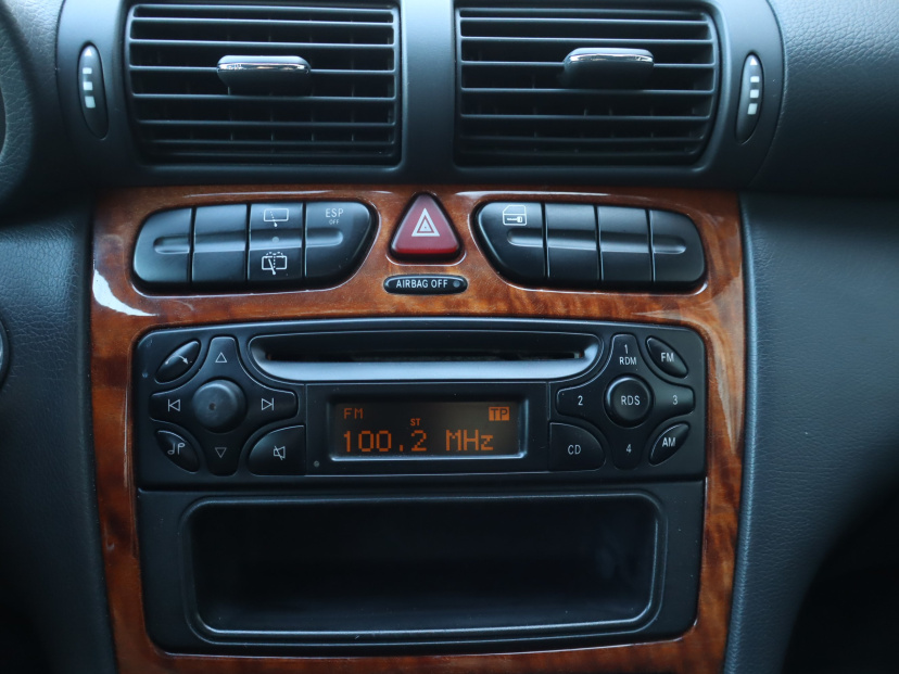 Mercedes-Benz C, 2002