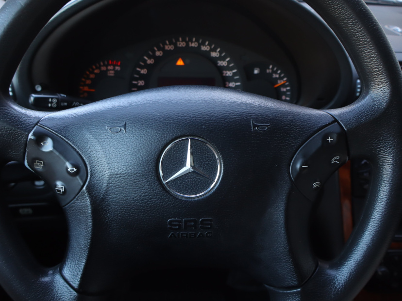 Mercedes-Benz C, 2002
