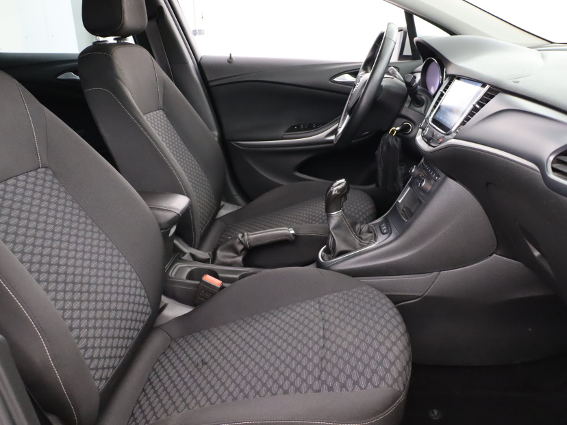 Opel Astra, 2019