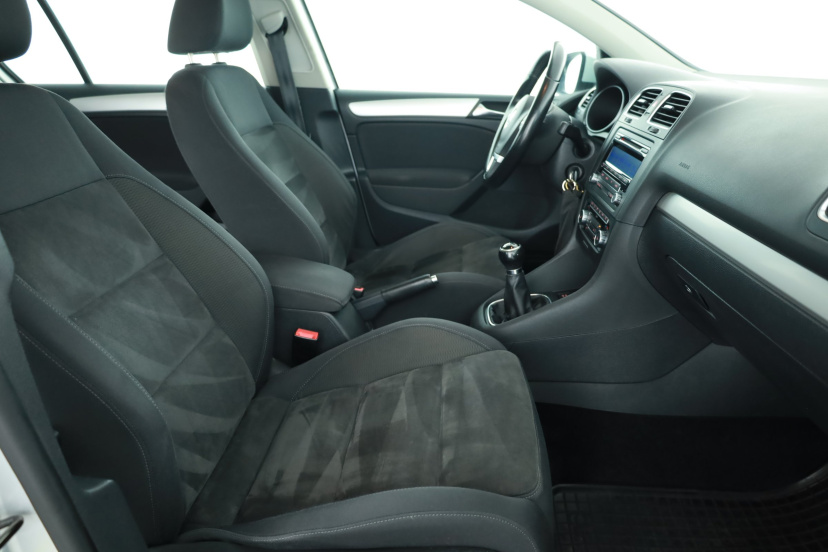 Volkswagen Golf, 2010