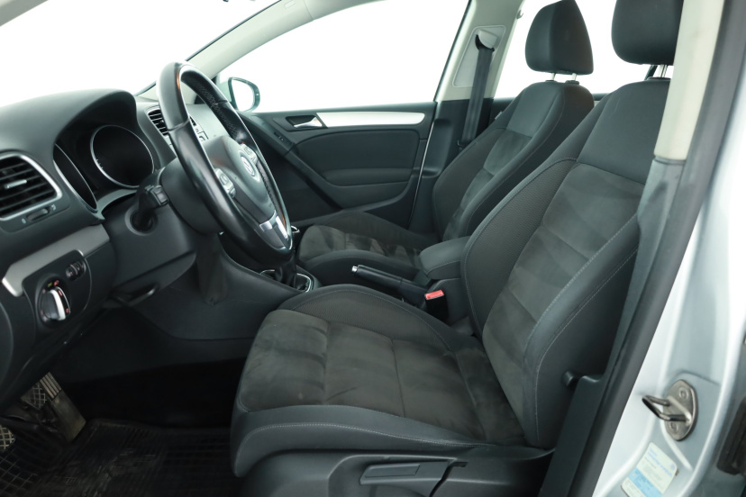 Volkswagen Golf, 2010