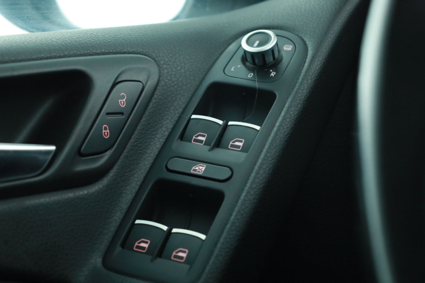 Volkswagen Golf, 2010