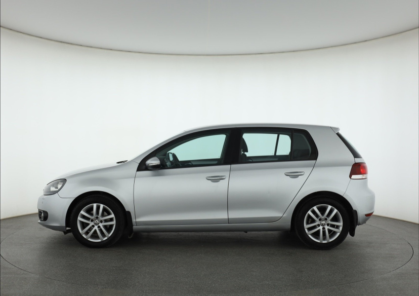 Volkswagen Golf, 2010