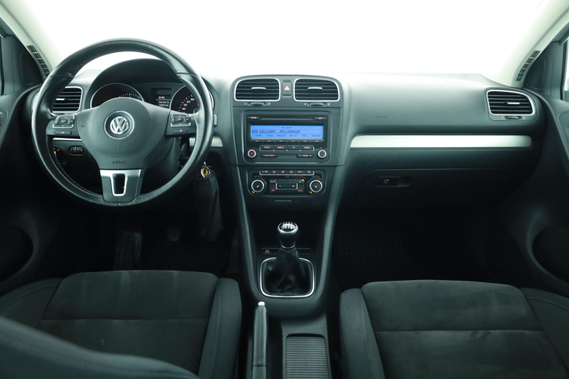 Volkswagen Golf, 2010