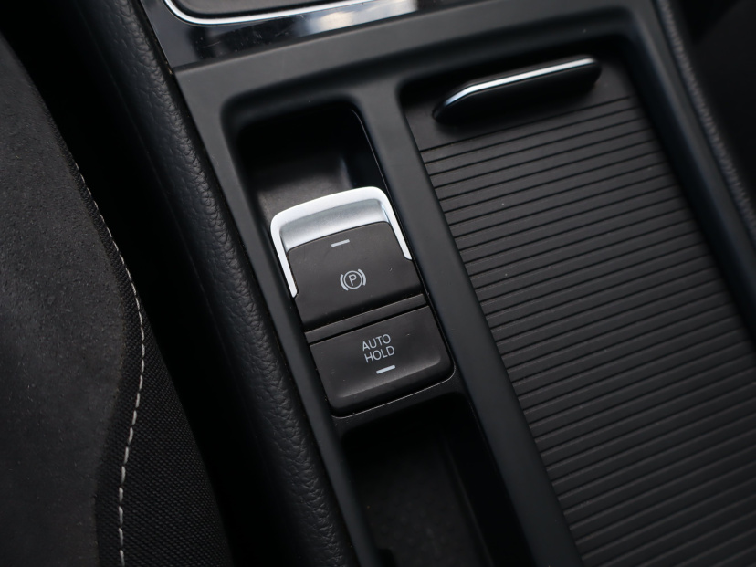 Volkswagen Golf, 2016