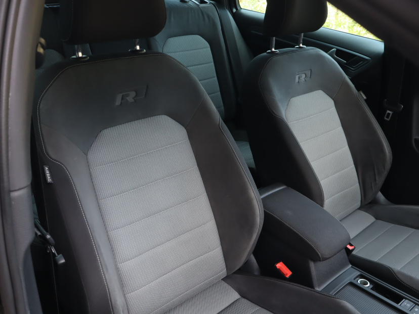 Volkswagen Golf, 2016